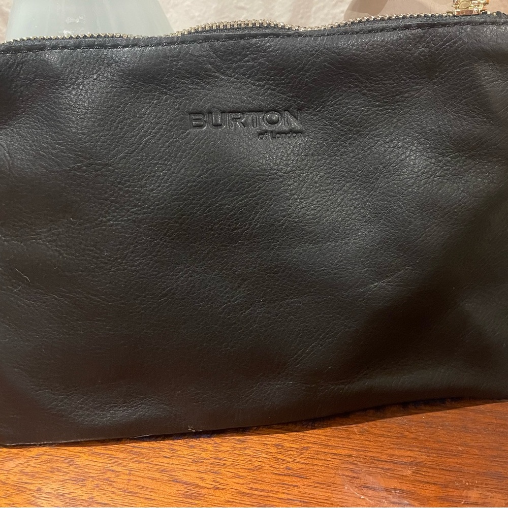 Burton Of London Calfskin blue leopard wristlet - Picture 2 of 4